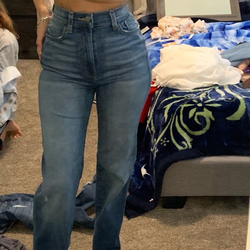 High waisted jeans